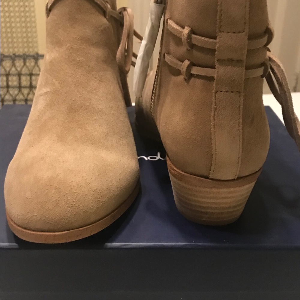 NIB Splendid Roda Booties size 9.5 - Picture 2 of 4